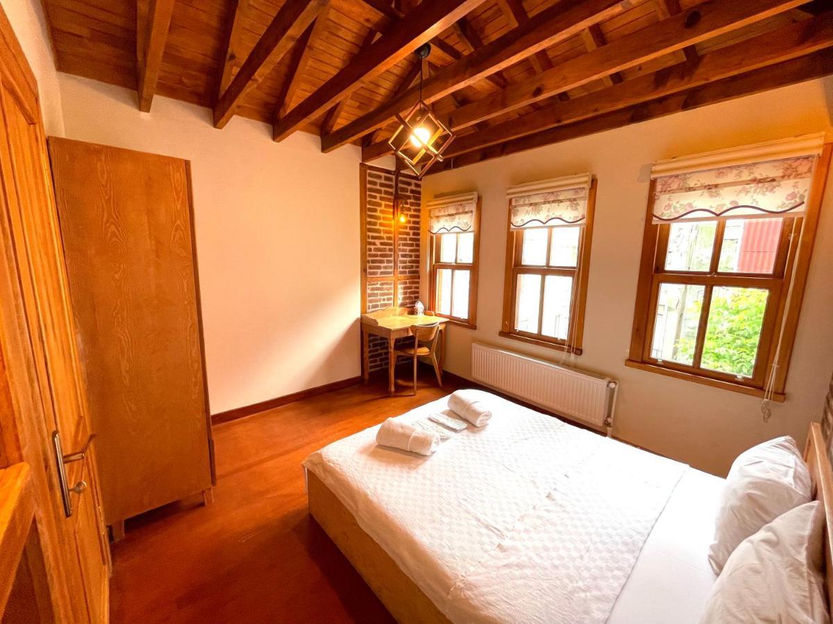 Authentic Turkish Home Family Room Istanboel Buitenkant foto