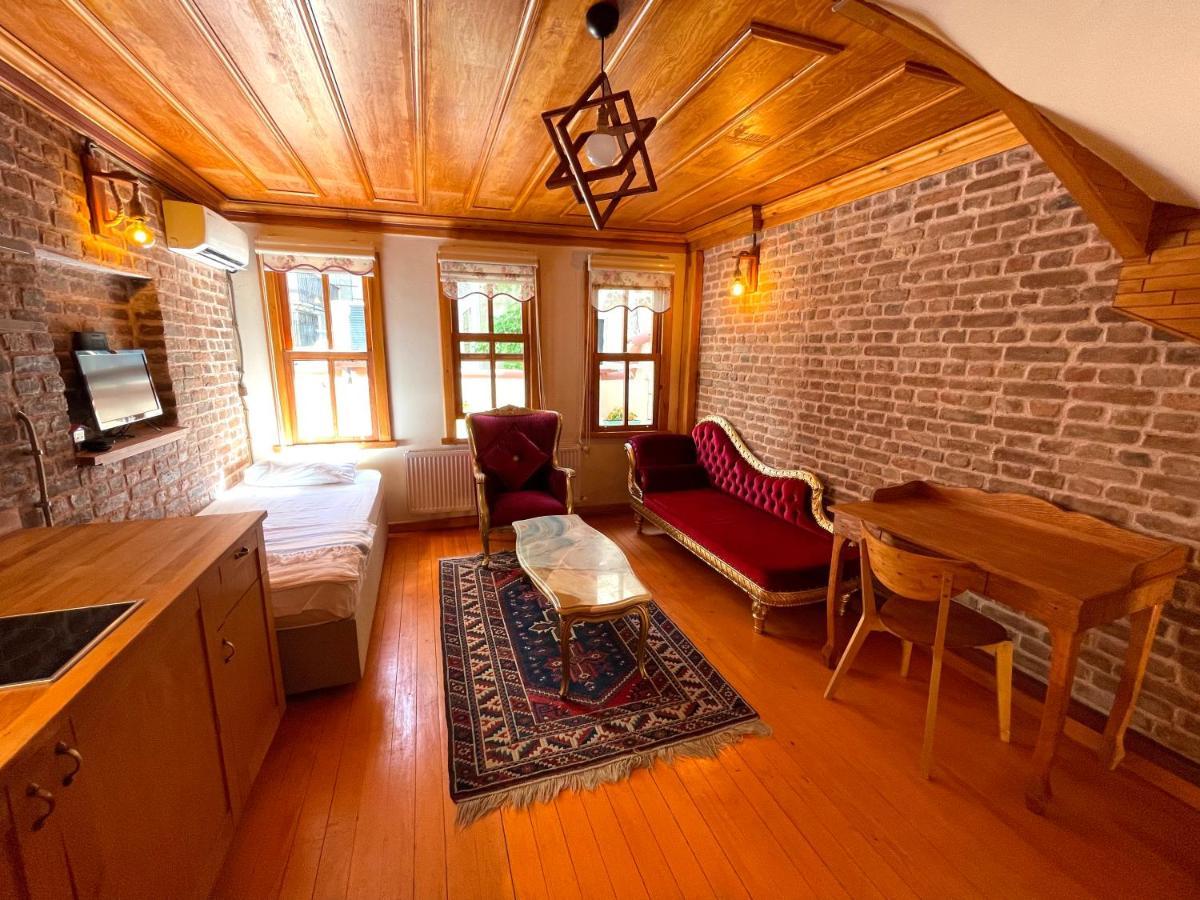 Authentic Turkish Home Family Room Istanboel Buitenkant foto